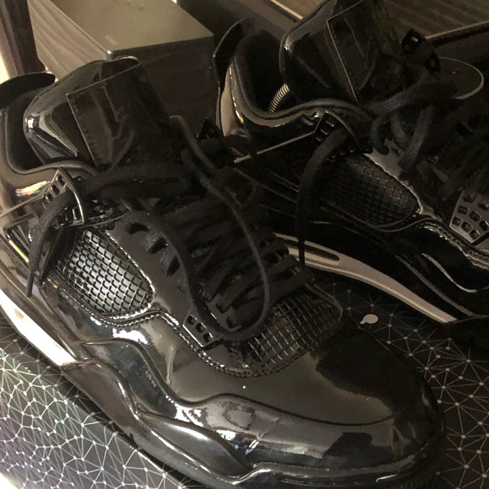 Jordan size 10